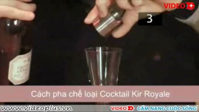Cách pha chế loại cocktail Kir royale