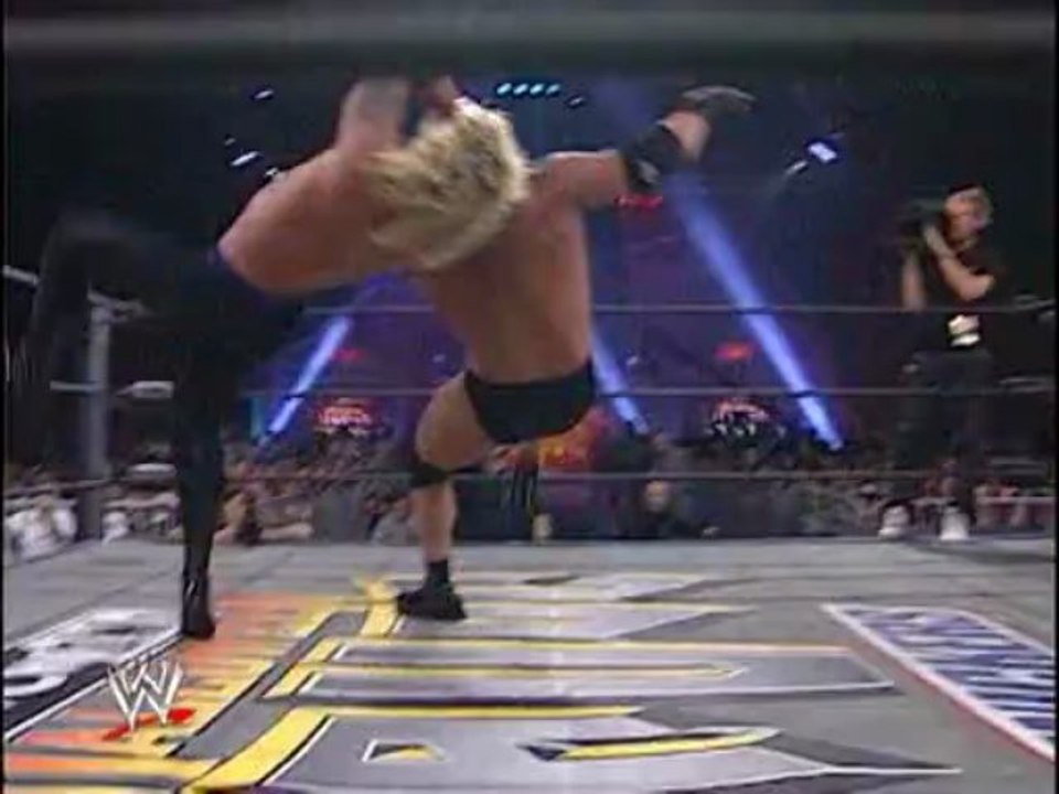 38. 98-10-25 Bill Goldberg vs. Diamond Dallas Page (Halloween Havoc)