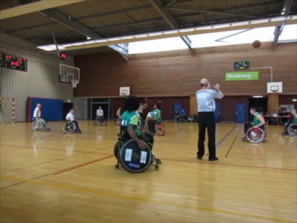 4.4 STRASBOURG contre Vandoeuvre Retour Année 2012/2013