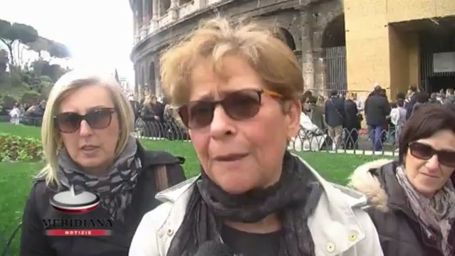 Prima Via Crucis di Papa Francesco, emozione tra i fedeli e modifiche alla viabilità