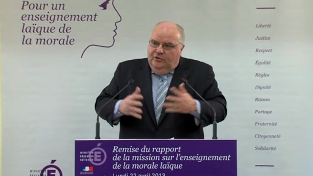 Remise du rapport de la mission de réflexion sur l'enseignement de la morale laïque à l'école : intervention de Alain Bergounioux