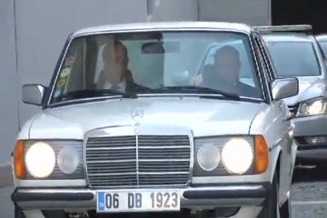 Bahçeli direksiyona geçti