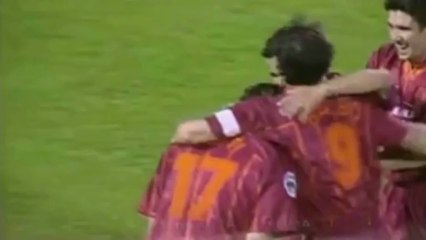 Vent'anni di Francesco Totti, un cuore giallorosso e una simpatia tutta italiana