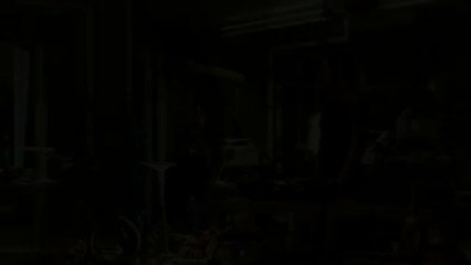 Tony Stark et ses armures - Featurette Tony Stark et ses armures (English with french subs)