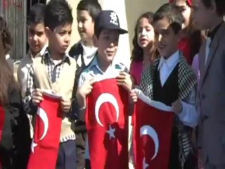 CUMHUR Öğretmen Tayfur ÇETİN Öğretmenin Sınıfını ve 1-A yi Sunar