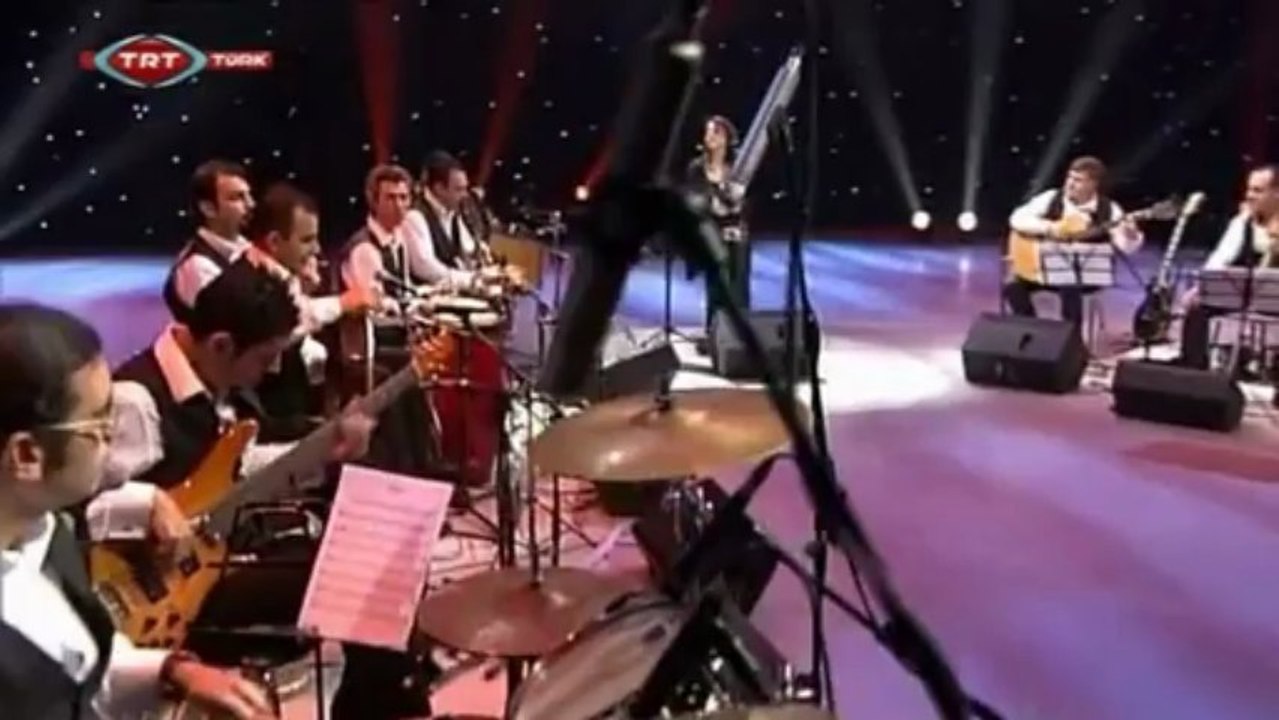 02 yasemin göksu aldı gitti - yediveren 2011