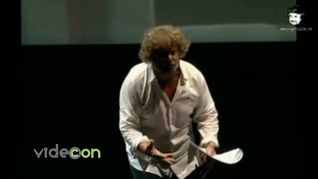 Sparatoria Palazzo Chigi, la piazza contro i politici. Grillo: non è colpa nostra