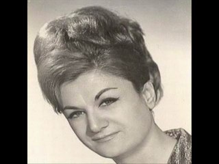 nezahat bayram-cevizin yaprağı dal arasında.wmv