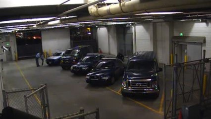 Regardez Reese Witherspoon qui arrive à la prison d'Atlanta