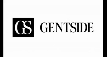 Jordi Alba  envoie le ballon dans le visage d'Arjen Robben