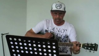 Chalo dildar chalo (Pakeezah) on guitar