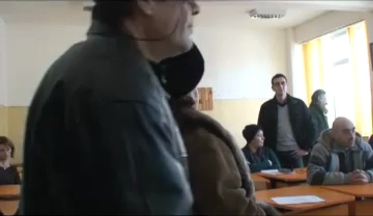 Administratora Mirea Viorica, dată afară cu Poliția de la Asociația de Proprietari 358 Constanța, zona Delfinariu - partea 7