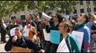 Napoli - I lavoratori di 'Bagnoli futura' protestano sotto palazzo San Giacomo (23.04.13)