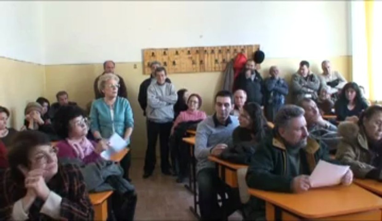 Administratora Mirea Viorica, dată afară cu Poliția de la Asociația de Proprietari 358 Constanța, zona Delfinariu - partea 19