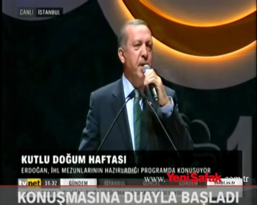 Konuşmasına duayla başladı