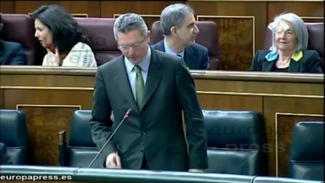 Valenciano llama a Gallardón el progre del PP