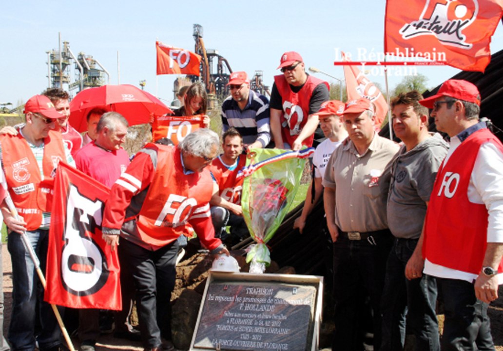 Les salariés FO d'ArcelorMittal enterrent les promesses non tenues de François Hollande