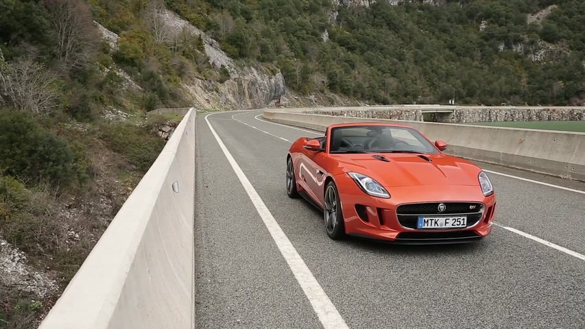 Jaguar F-Type 2013
