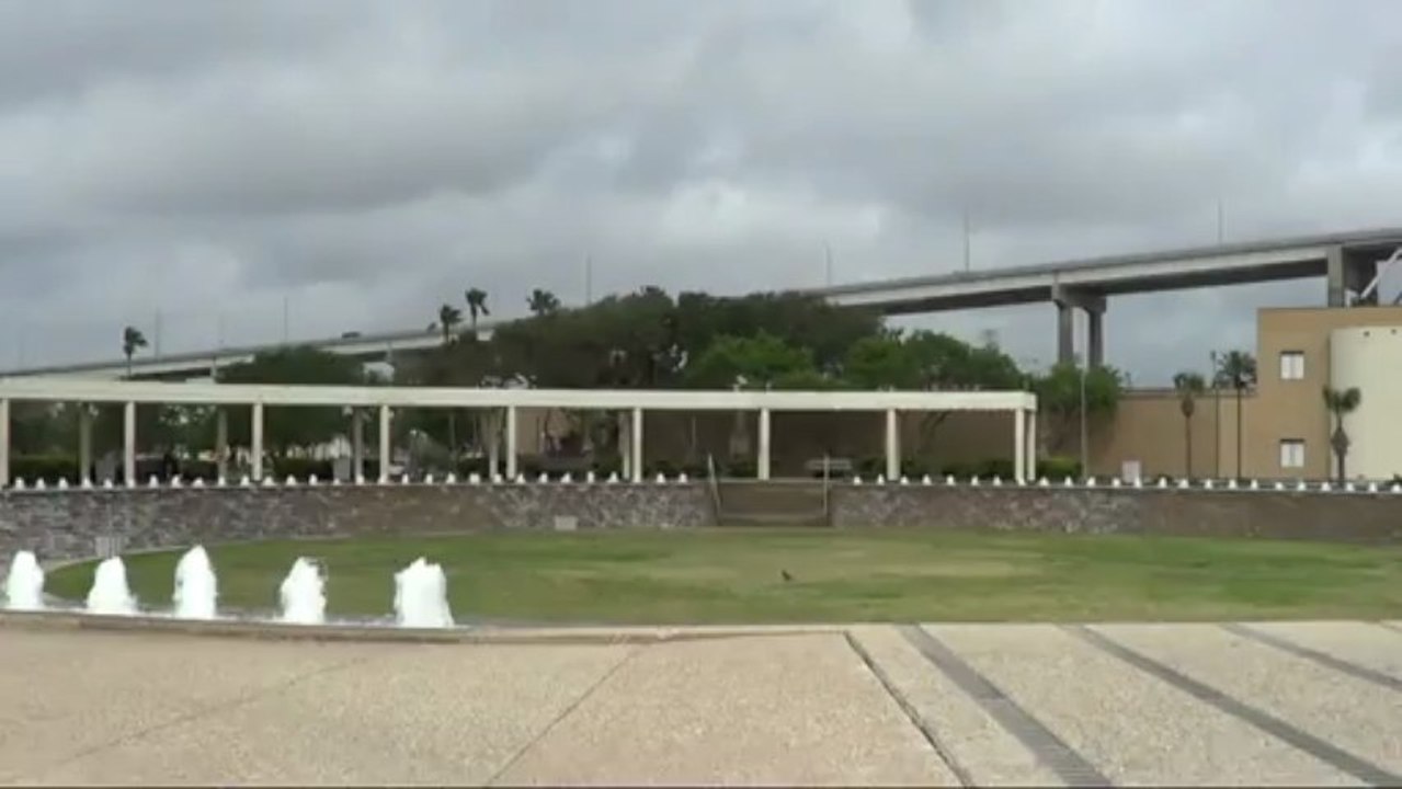 Walking Corpus Christi texas (2)