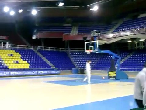 Τα συνεχόμενα εύστοχα σουτ του Αλβέρτη