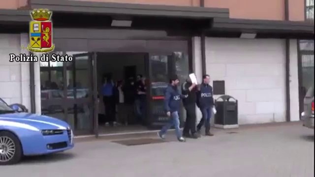 Modena - Rapinarono portavalori, cinque arresti (22.04.13)