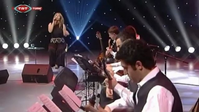 02 nilgün kızılcı evlerinin önü yaldız piyade - yediveren