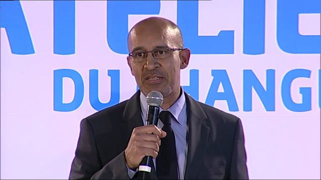 Harlem Désir à l'Atelier du changement d'Evry