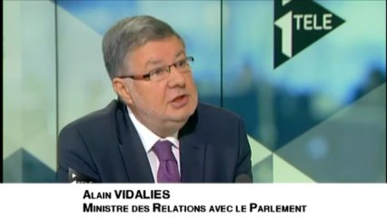 Pour Vidalies, le "mur des cons" rappelle le "casse-toi pauv'con" de Sarkozy