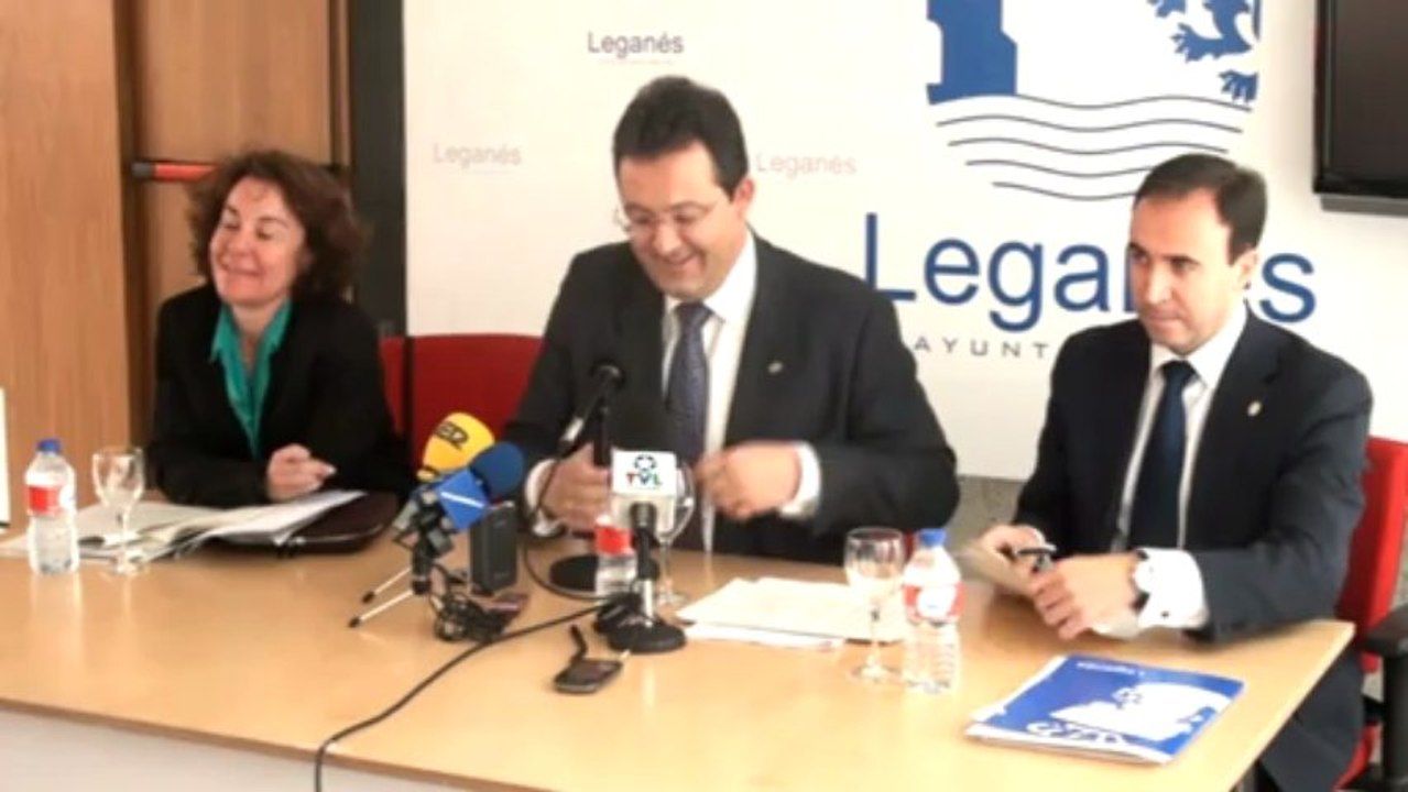 Rueda de prensa del alcalde de Leganés, Jesús Gómez, del 25 de abril de 2013
