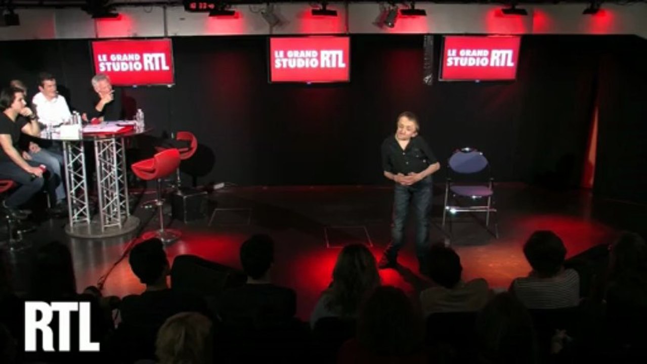 Guillaume Bats en live dans le Grand Studio Humour RTL présenté par Laurent Boyer