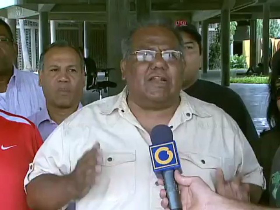 Trabajadores de la UCV esperan reunirse con el ministro Calzadilla para acabar el conflictobajadores de la UCV espera reunirse con el ministro para llegar a un acuerdo al conflicto