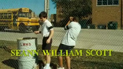 Gary, le coach à 2 balles ! ( bande annonce VO )