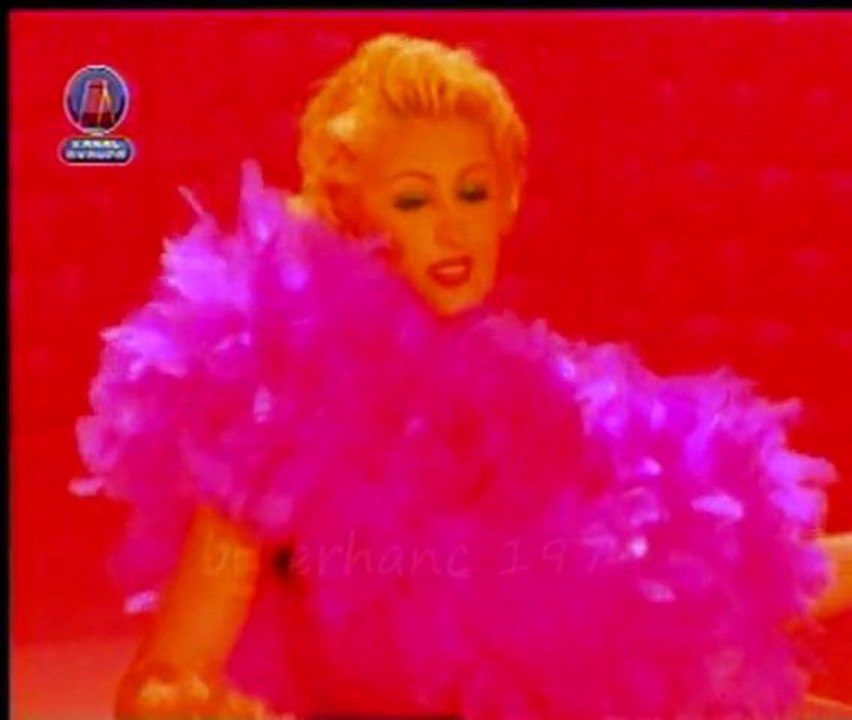 Muazzez Ersoy - OYUN BITTI video klip NOSTALJI