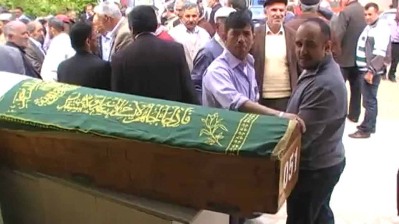 izmitte köprüden atılan taşla ölen bilal çetinkaya