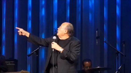 Ojos Rojos y El Control Remoto - Chistes de matrimonio - (Editado)