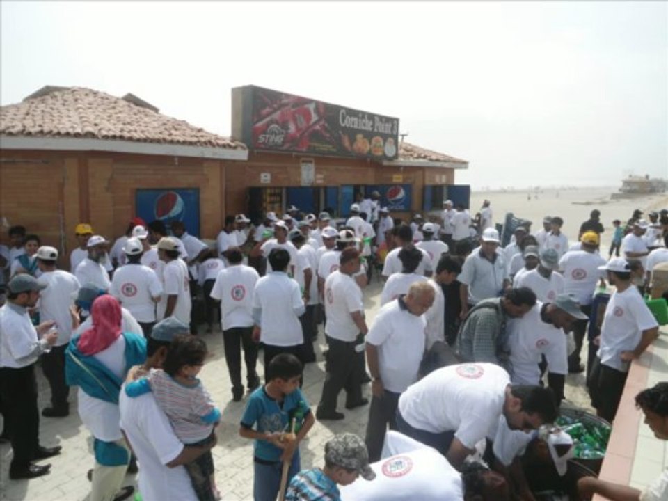 CSR - Beach Cleaning Campaign 2012 by Pak Suzuki