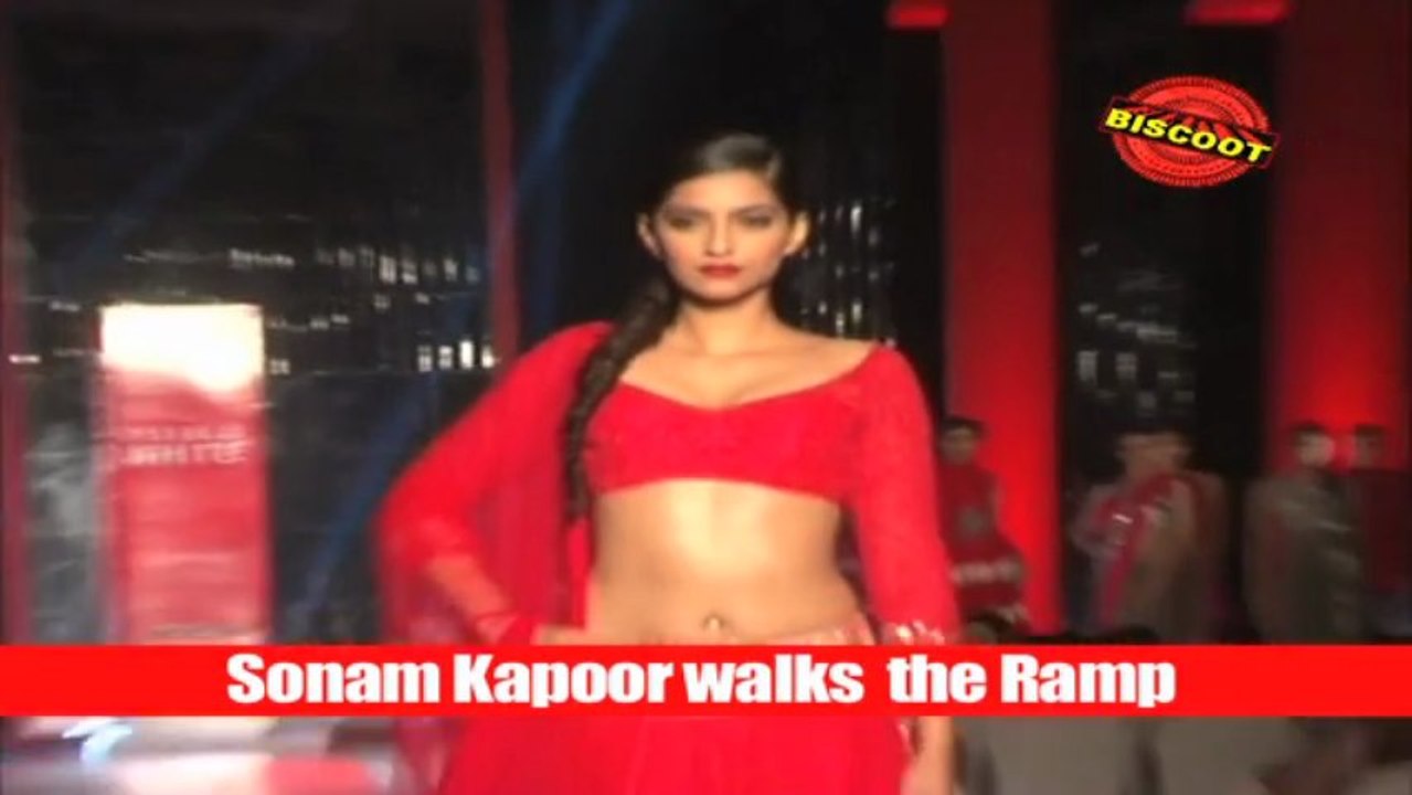 Sonam Kapoor walks Ramp