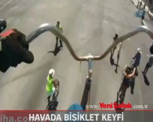 Havada bisiklet keyfi
