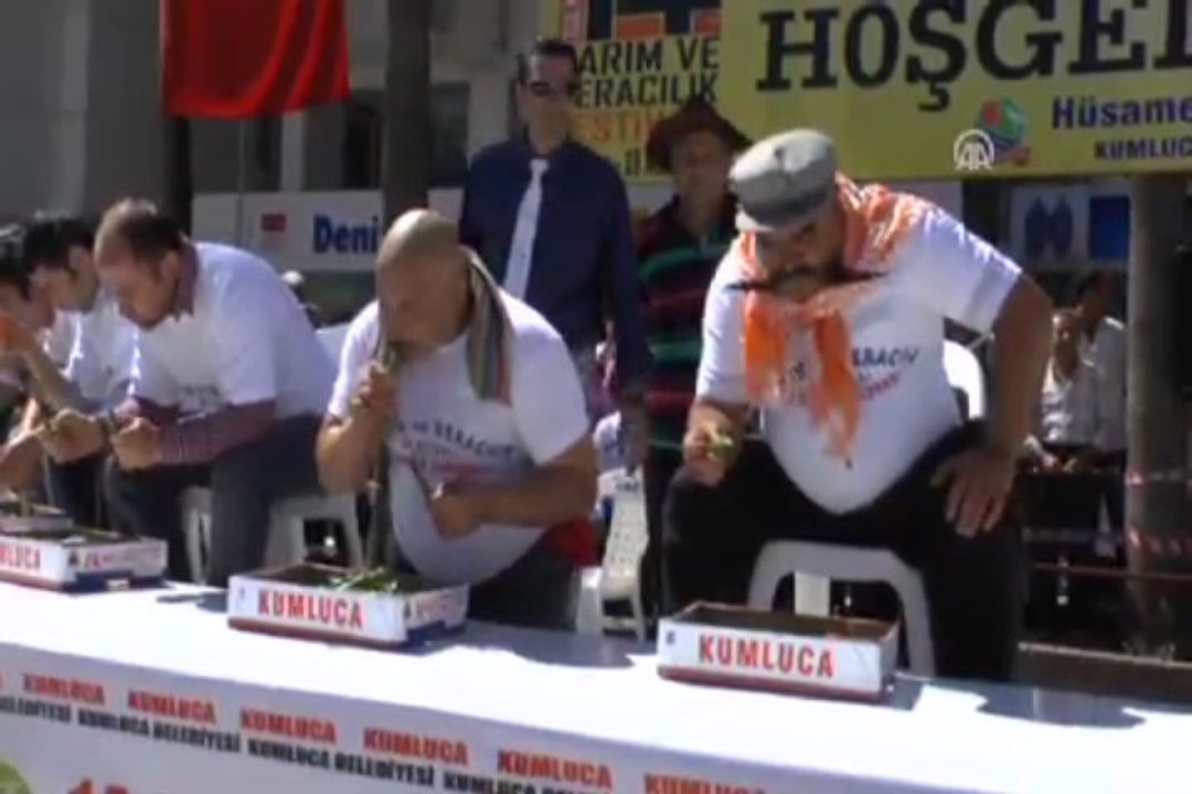 Acı biber yeme yarışması