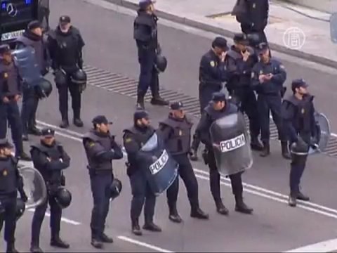 Полиция разогнала демонстрантов в Мадриде