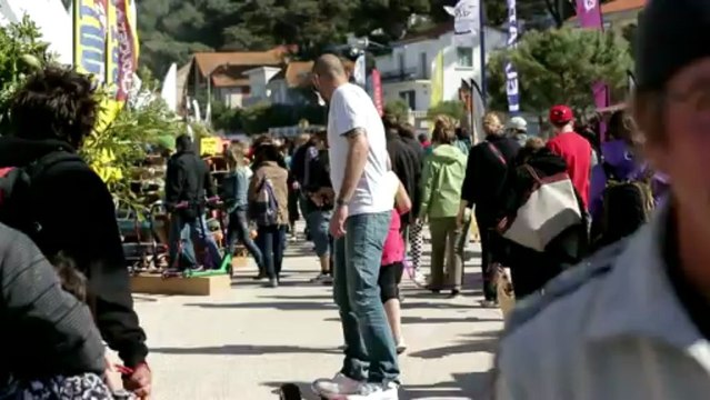 Mondial du vent : Jerome Alonzo rencontre Pascal Maka et Valerie Salles les organisateurs