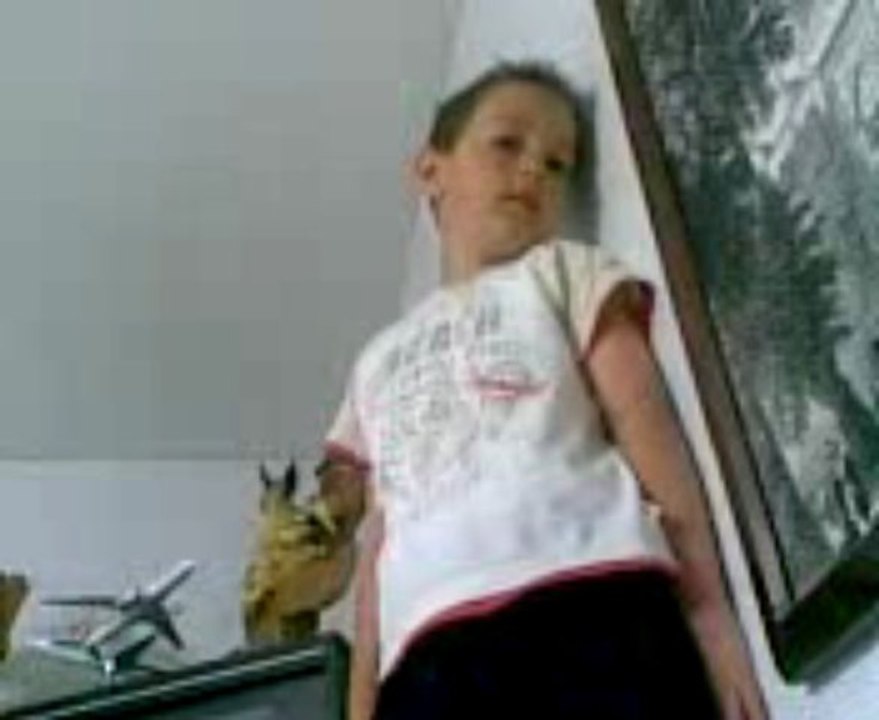 Burkay Çekyatların Üstünde