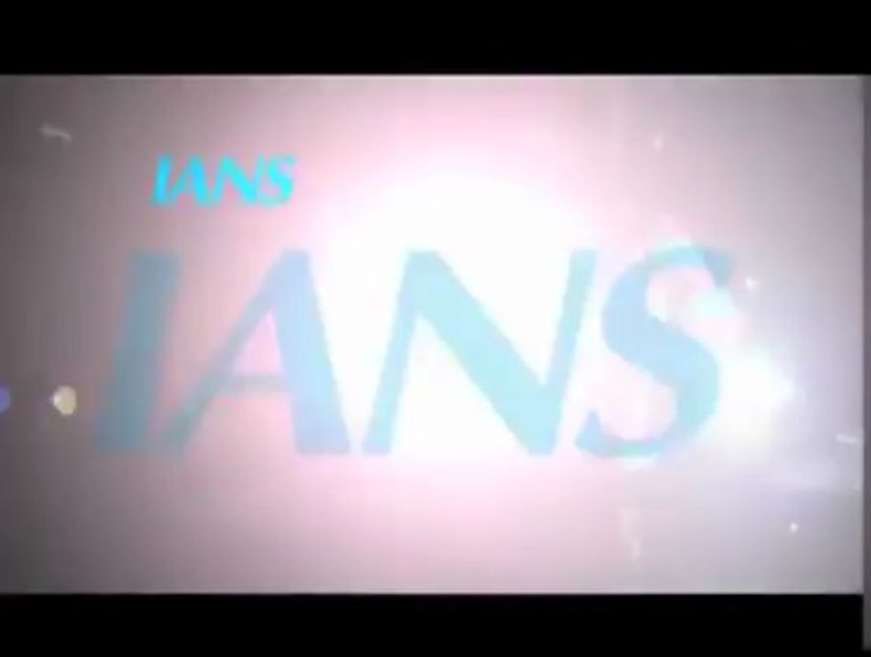 *Gurmeet Choudhary* GC & Debina at movie premier SHREE IANS Segment 26/04/2013