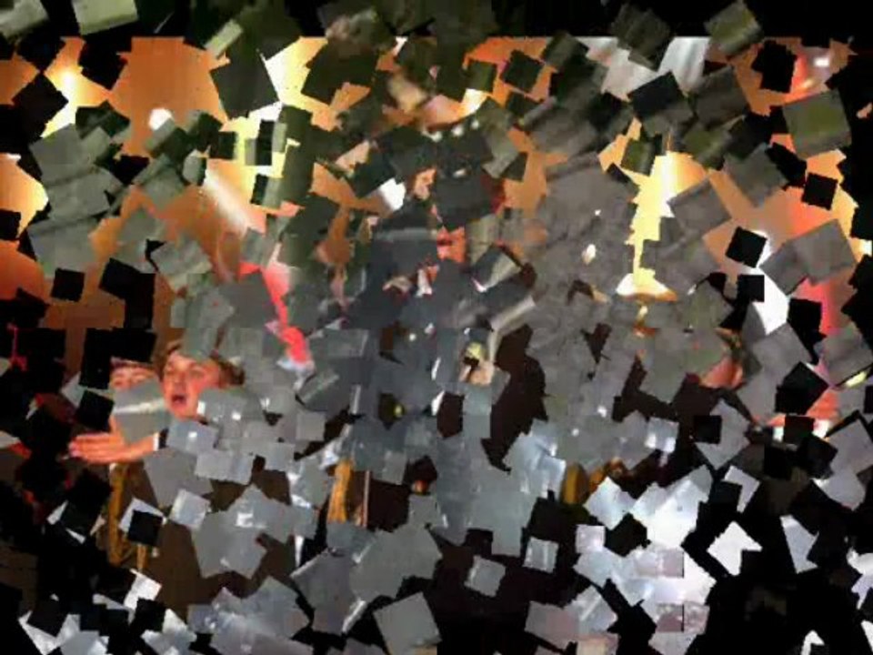 Montage vidéo maison, Michel Sardou chanson "loin", photos de Vincent Niclo.