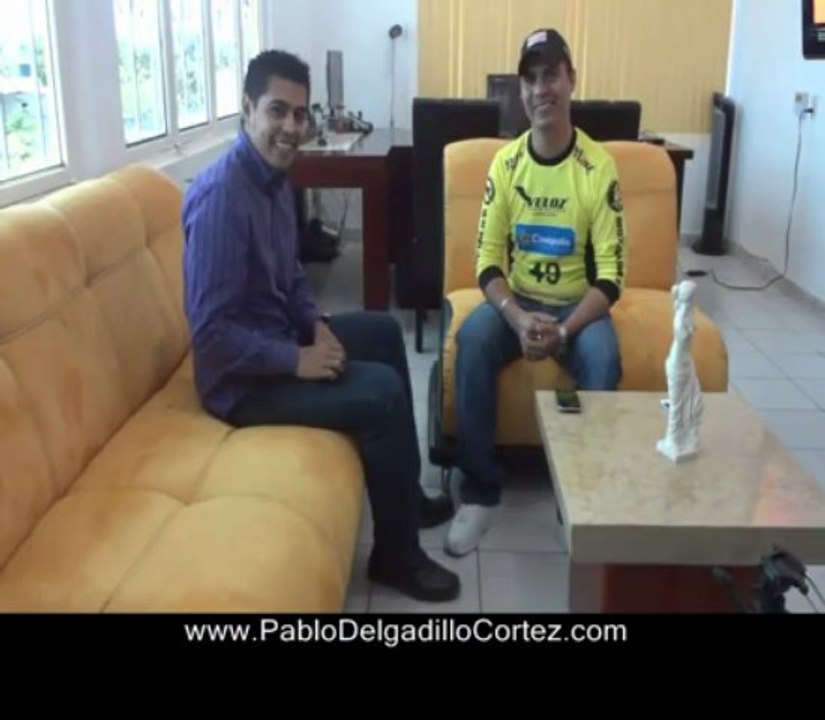Piensa Veloz Piensa En Ti - Entrevista con Samuel Aguilar