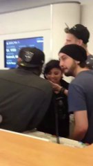 Pentatonix à l'aéroport