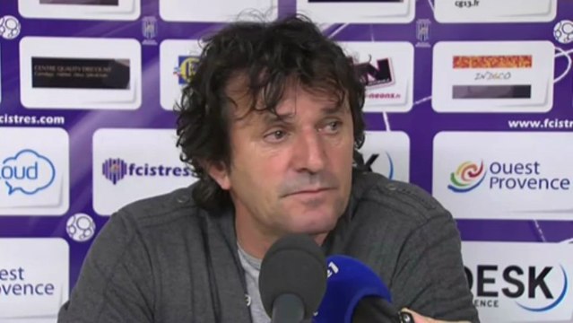 Conférence de presse FC Istres - EA Guingamp : José PASQUALETTI (FCIOP) - Jocelyn GOURVENNEC (EAG) - saison 2012/2013