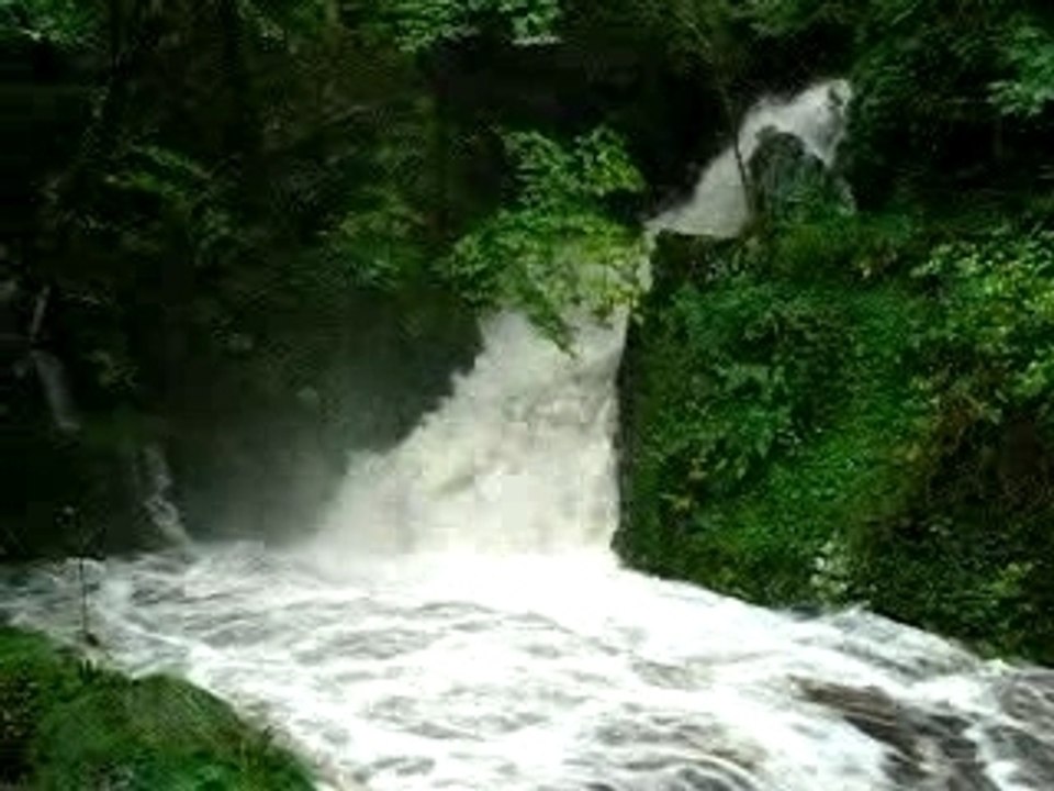 Ruisseau, cascade des mines