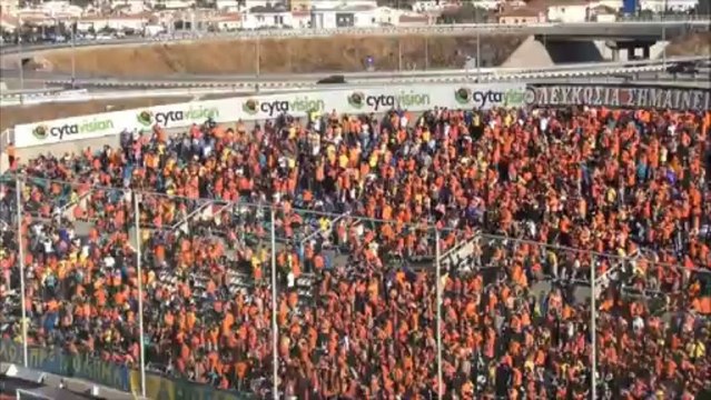 ΑΠΟΕΛ-ΑΕΚ οπαδοί ΑΠΟΕΛ 5