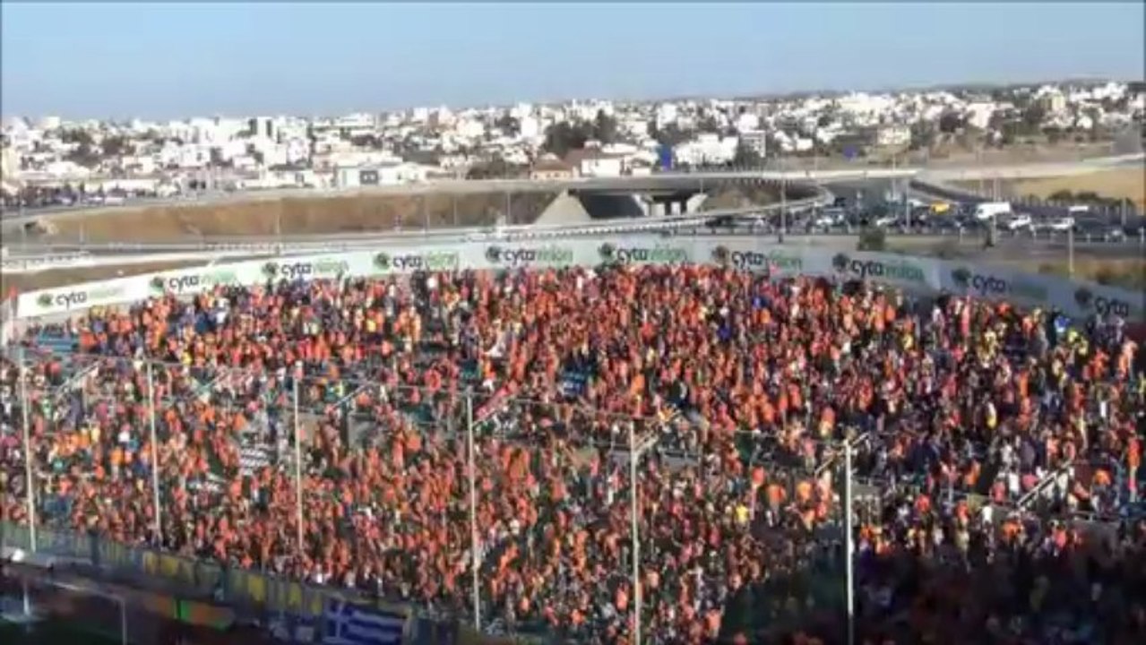 ΑΠΟΕΛ-ΑΕΚ οπαδοί ΑΠΟΕΛ 6